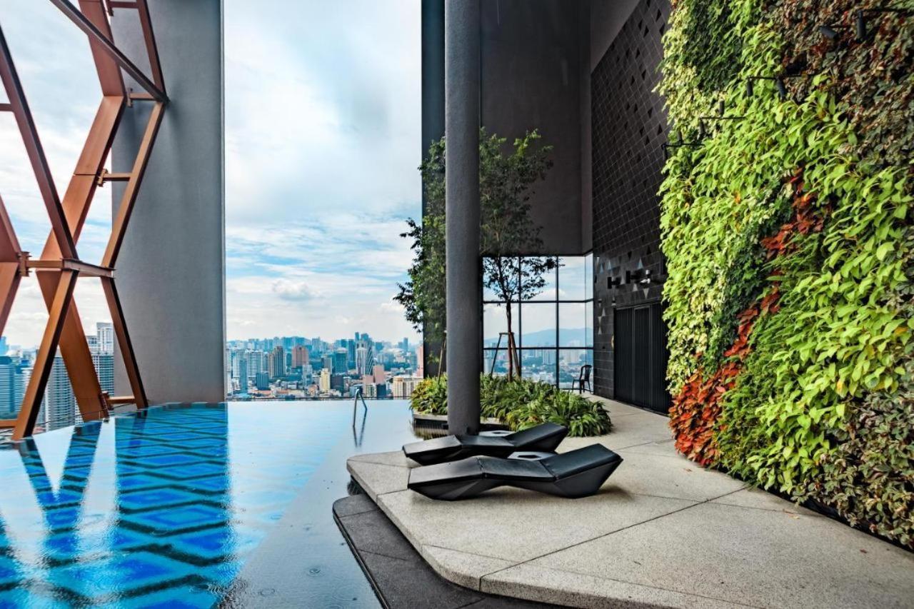 Scarletz Suites Klcc By Luxe Suites Kuala Lumpur Bagian luar foto