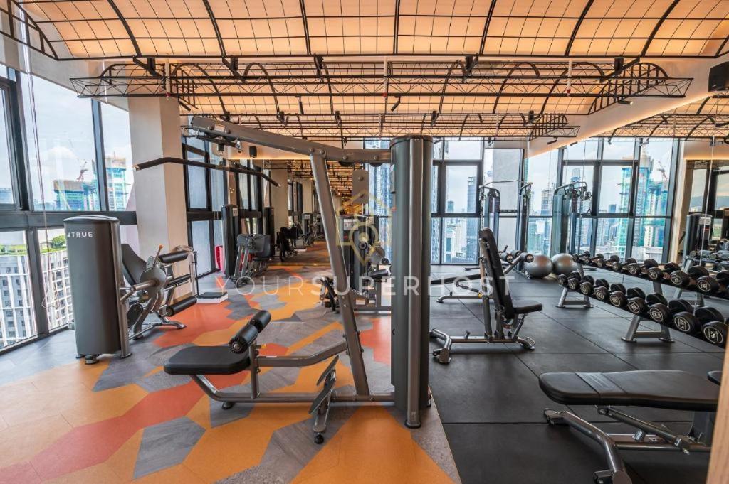 Scarletz Suites Klcc By Luxe Suites Kuala Lumpur Bagian luar foto