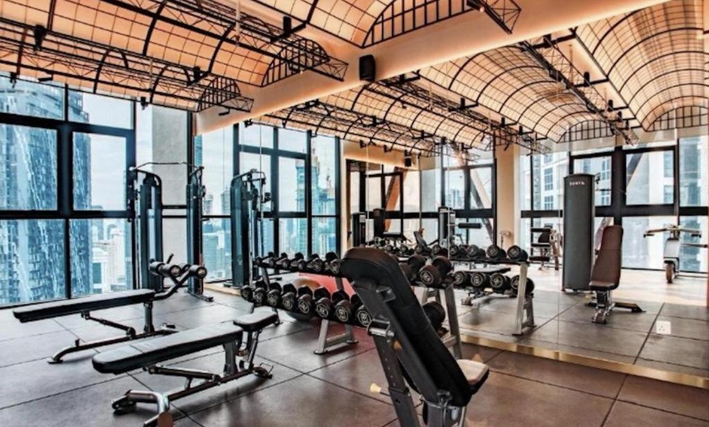 Scarletz Suites Klcc By Luxe Suites Kuala Lumpur Bagian luar foto