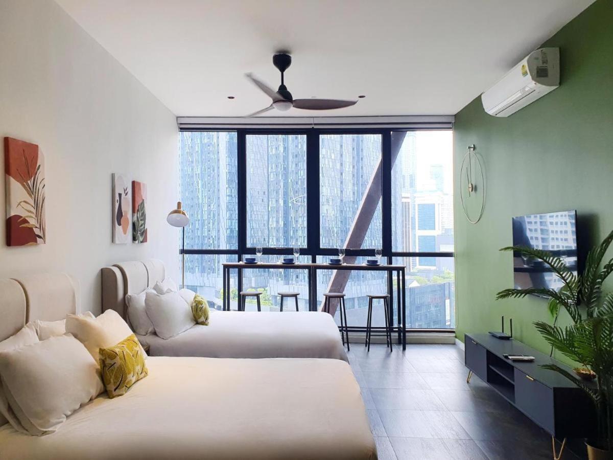 Scarletz Suites Klcc By Luxe Suites Kuala Lumpur Bagian luar foto
