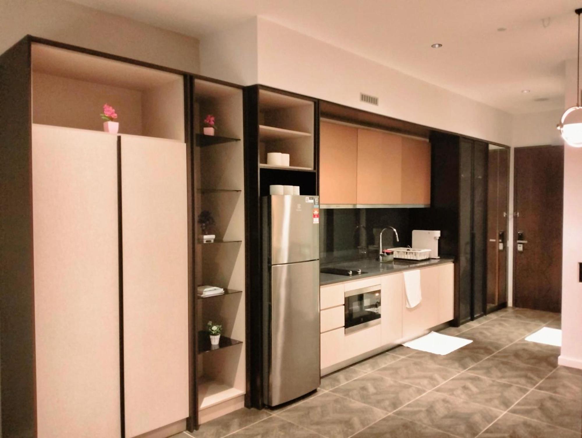 Scarletz Suites Klcc By Luxe Suites Kuala Lumpur Bagian luar foto