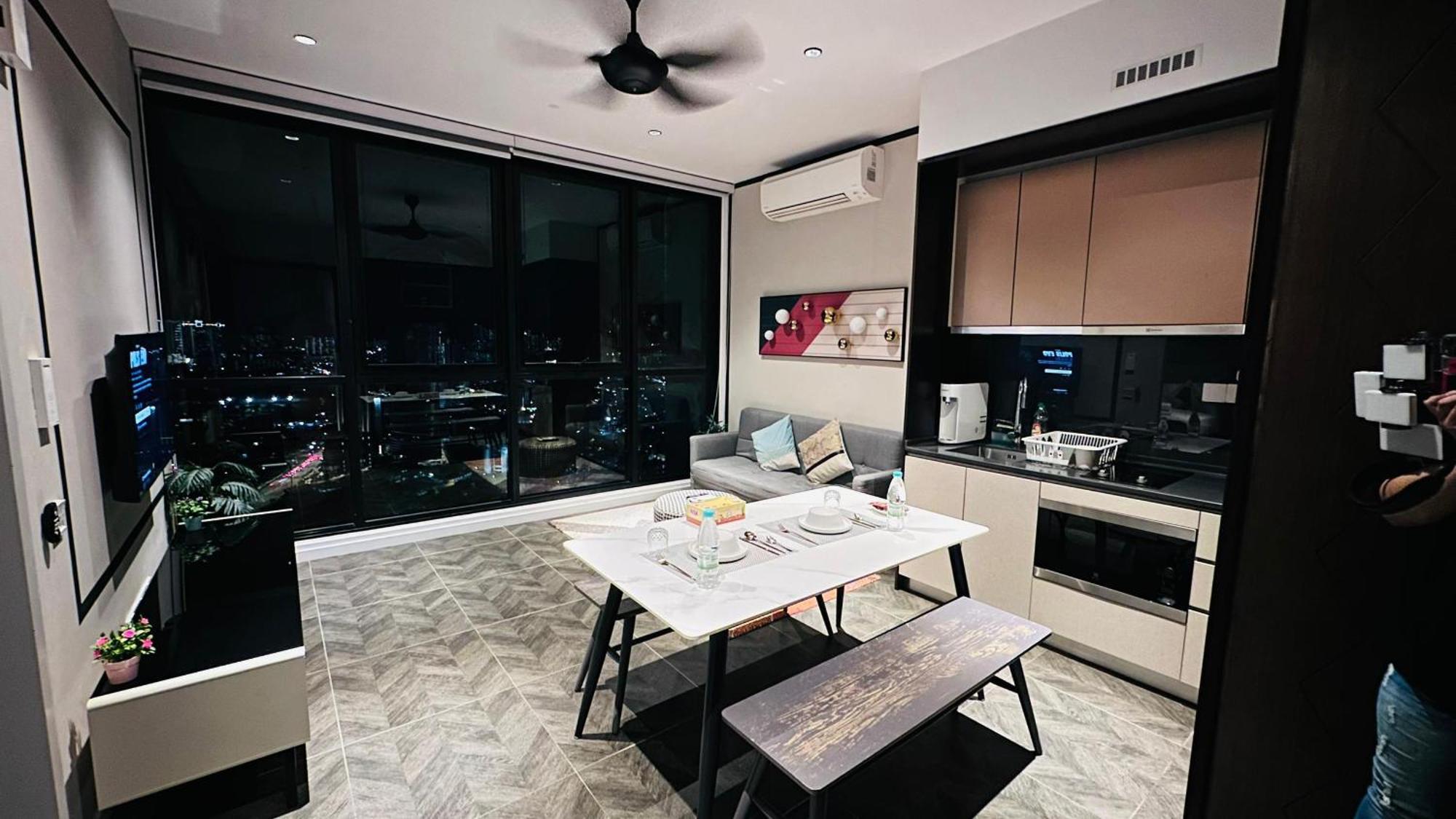 Scarletz Suites Klcc By Luxe Suites Kuala Lumpur Ruang foto