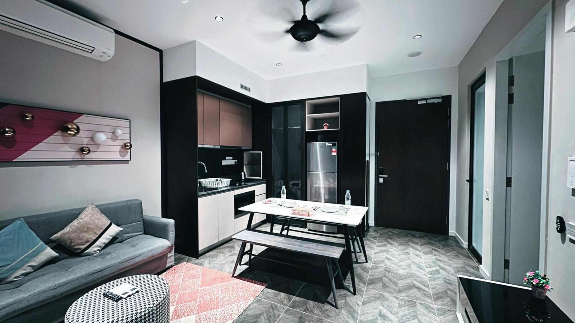 Scarletz Suites Klcc By Luxe Suites Kuala Lumpur Ruang foto