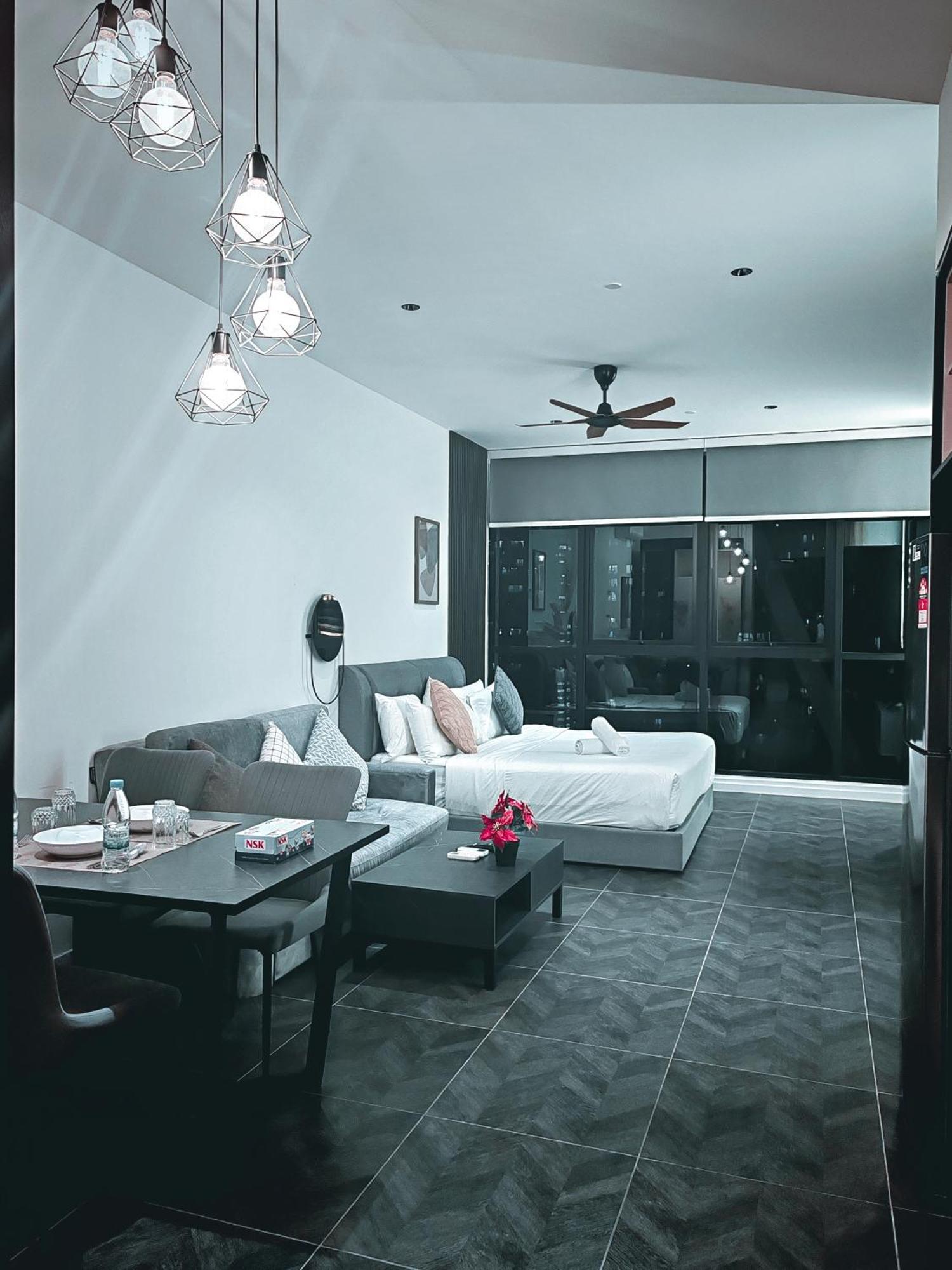 Scarletz Suites Klcc By Luxe Suites Kuala Lumpur Ruang foto